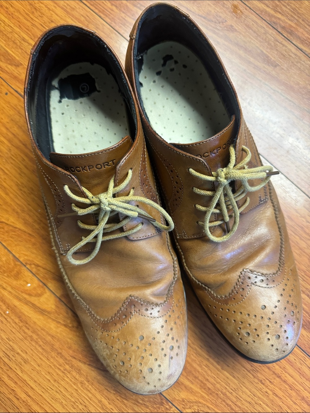 Rockport Men's Tan Brown Leather Wingtip Oxfords